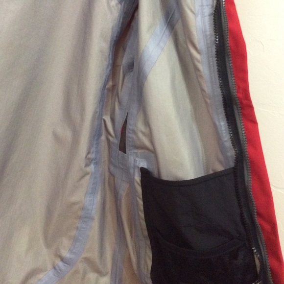 🌱 Alpine Design GoreTex Ski Jacket, Size M - Picture 8 of 8